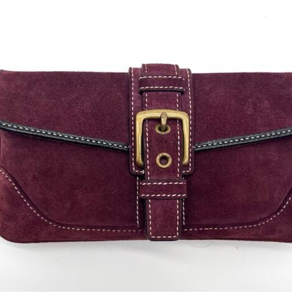 COACH EXTREMELY RARE SOHO, Suede Burgundy Clutch - Picture 3 of 12